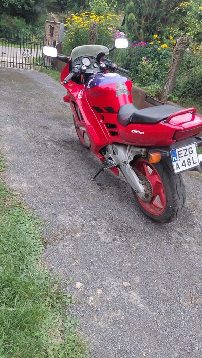 Honda cbr 600 F2