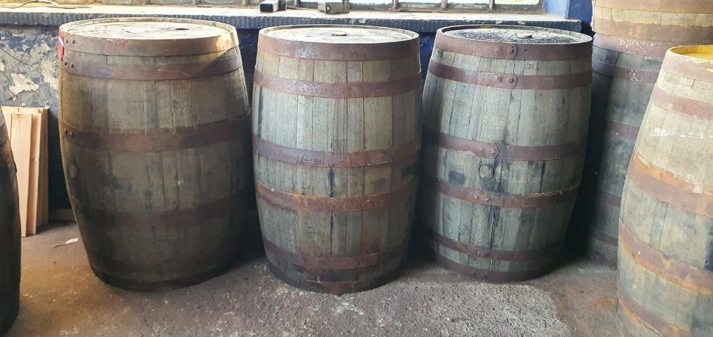 Beczka drewniana dębowa po whisky winie szczelna 200 litrów
