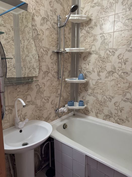 Сдам светлую уютную квартиру район Южного рынка