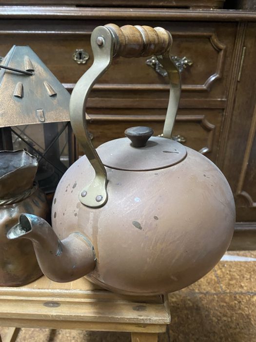 Lote de Peças Rústicas Decoração Antiga – Cobre Martelado e Latão