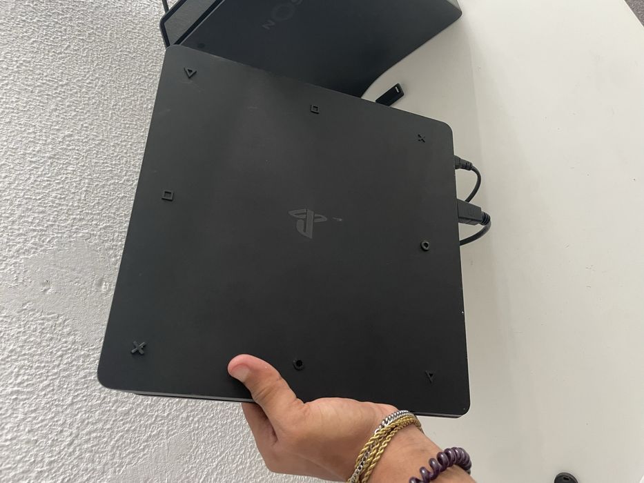 Troco ThinkPad Ryzen 7 32GB + PS4 Slim 1TB | Garantia CeX | Também Vendo