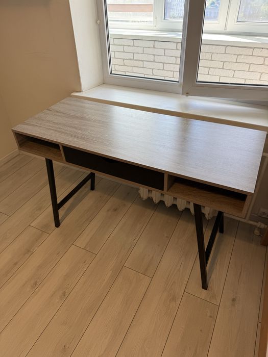 Письмовий стіл JYSK 120x48