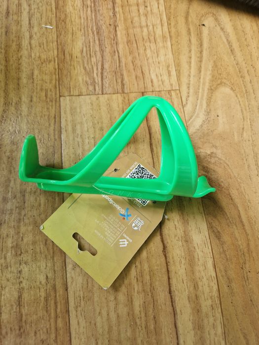 Koszyk uchwyt rower bidon Jasno zielony średnica około 6 cm