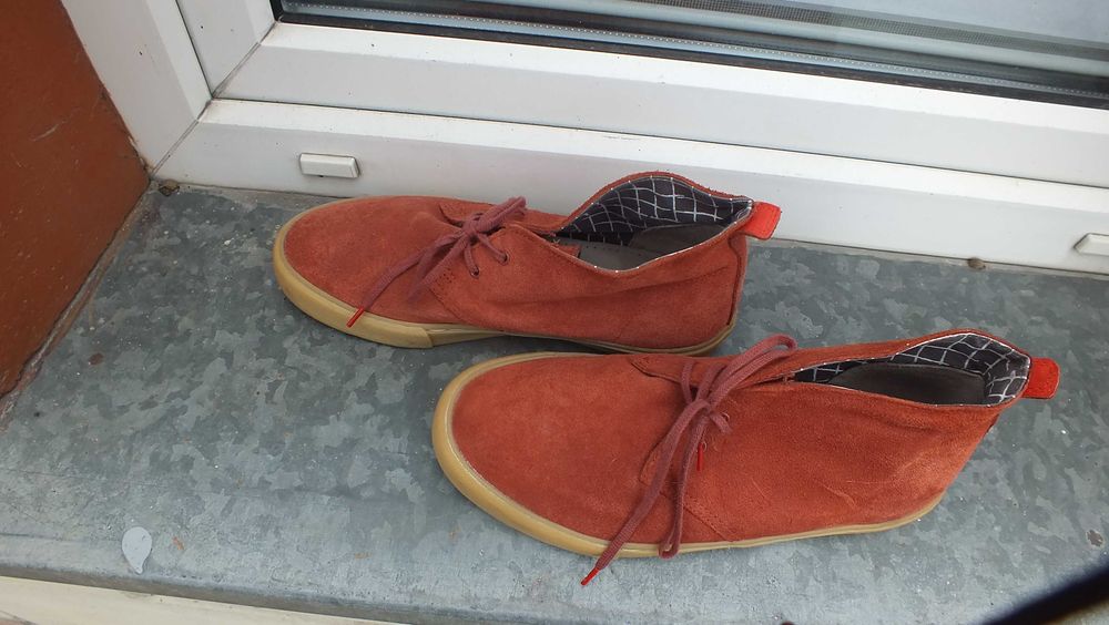 Super buty marki Clarks originals skóra roz 43