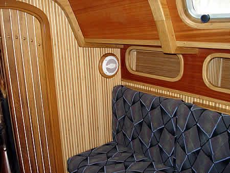 Яхта парусная продам