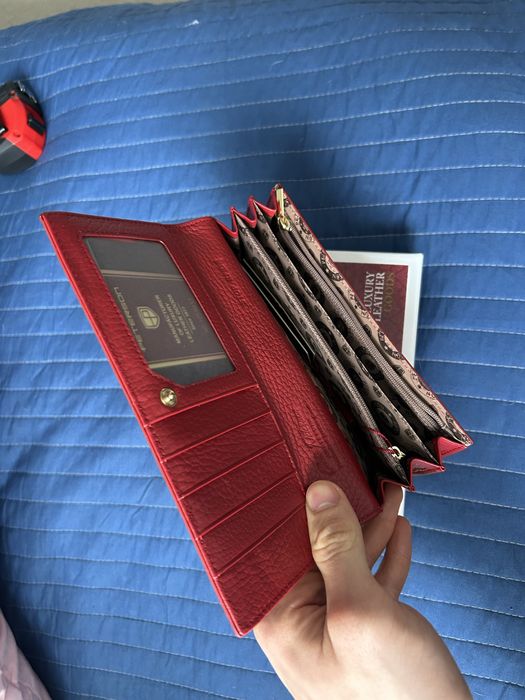 porfel damski czerowny skorzany peterson