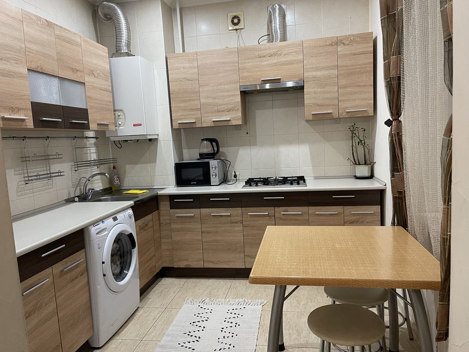 Посуточно почасово  двухкомнатная гагарина автовокзал