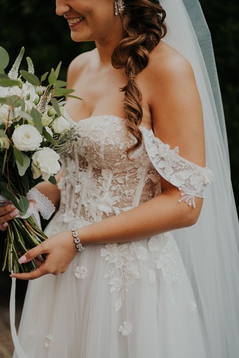 Piękna suknia ślubna