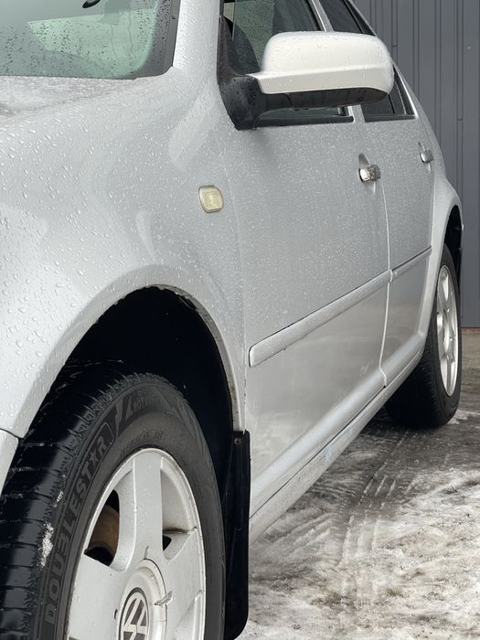 VW BORA 1.6 газ/бензин