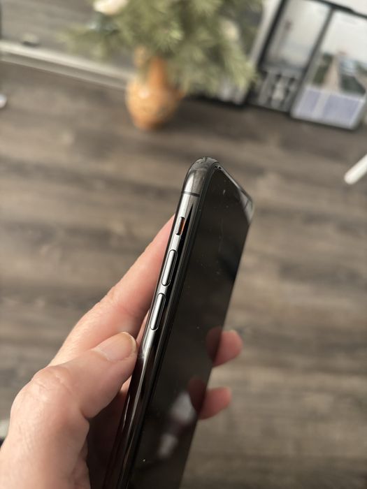 iPhone 11 Pro 64 гб