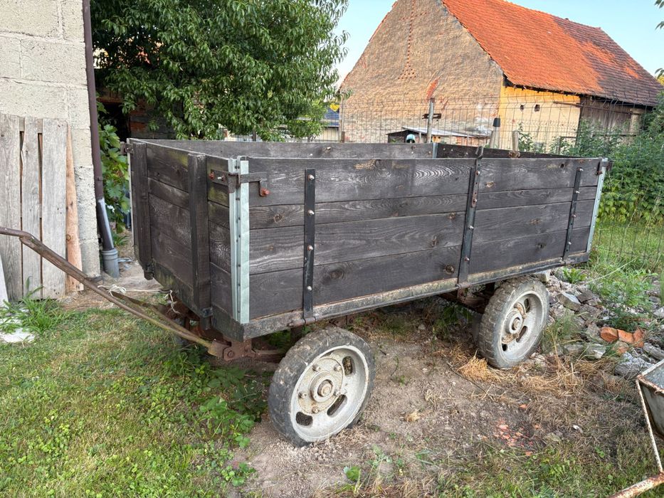 Przyczepka do traktora/ quada. Sam. Samoróbka. Zdrowe deski mocna. Podłoga z grubej blachy