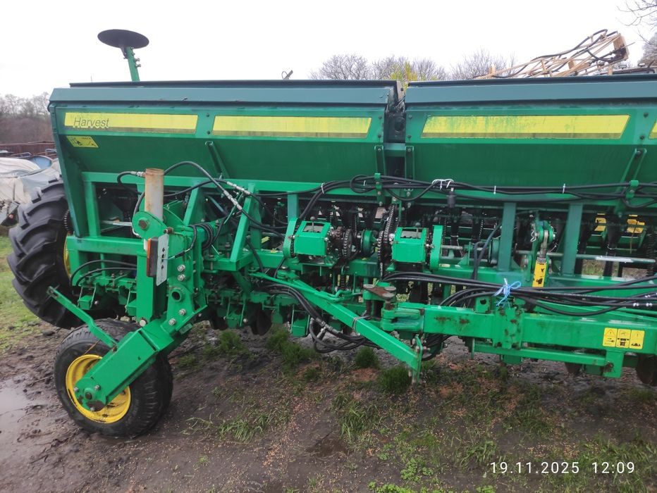 Продам сівалку харвест тітан 420