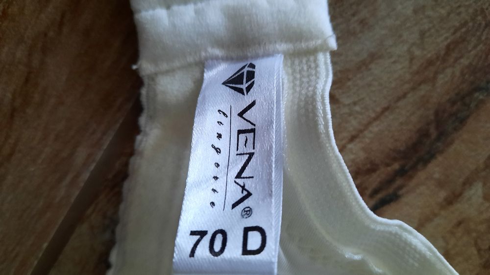 Biustonosz haftowany Vena Lingerie 70D nienoszony