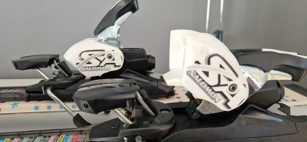 narty, buty, kijki dziewczęce młodzieżowe komplet