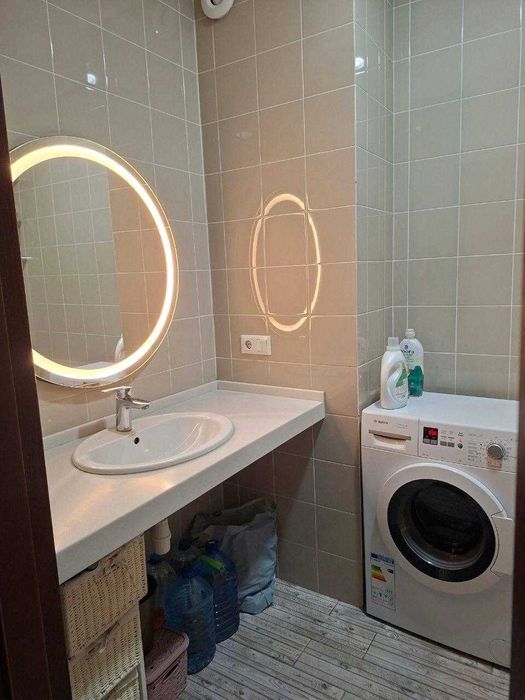 Продається простора 2-кімнатна квартира 60 метрів. Таірова