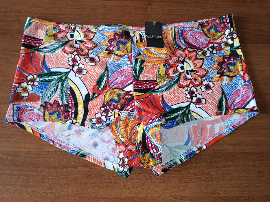 Новые плавки женские 52-56размер