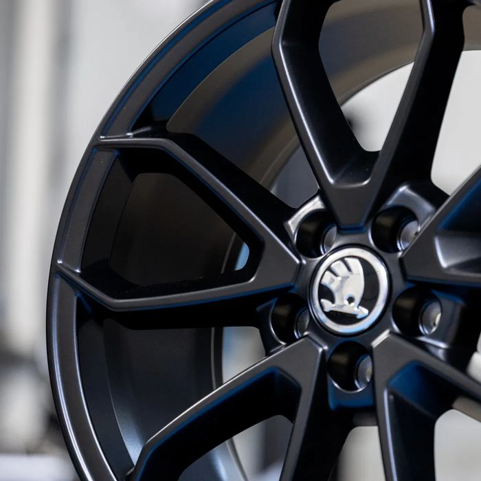 NOWE ORYGINALNE Felgi 17" Skoda Fabia Kamiq Rapid Scala