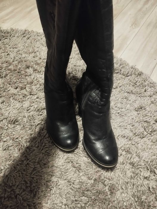 Жіноче зимове взуття ,ботінки