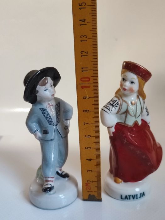 Para figurek " Taniec Zemgale", Ryga