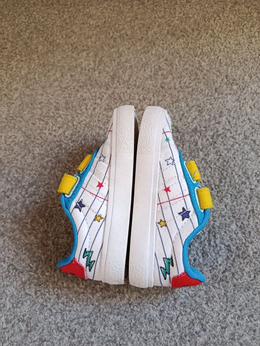 Adidas Disney Myszka Miki trampki dla chłopca 23