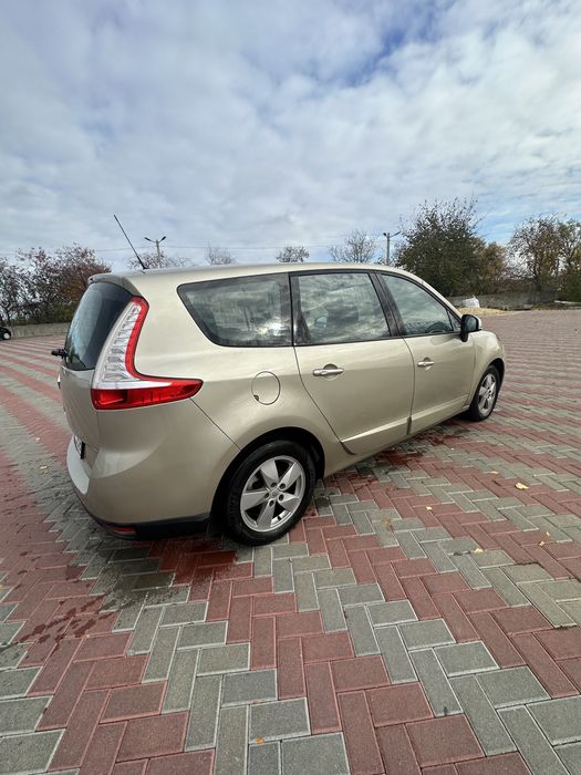 Кузов четверть порог криша на Рено Гранд Сценік 3 Renault Scenic 3