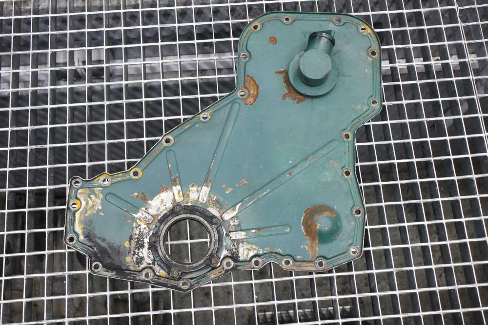 obudowa rozrządu dekiel osłona 8.3 cummins case CASE MX 270 6cta CAPS