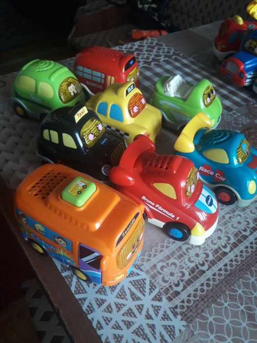 Машинки vtech, поїзди,скутери