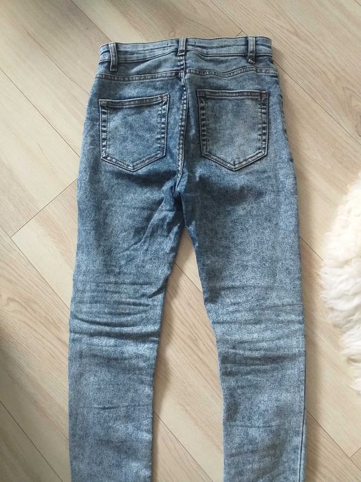 Spodnie jeans s marmurkowe