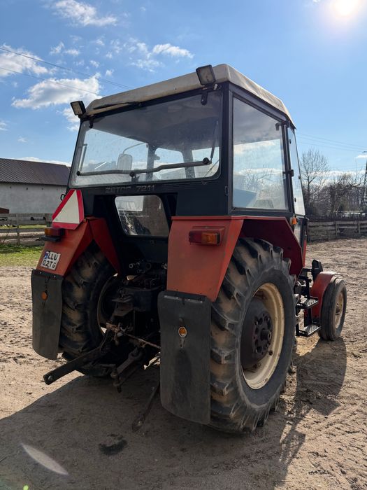 Ciągnik rolniczy Zetor 7211