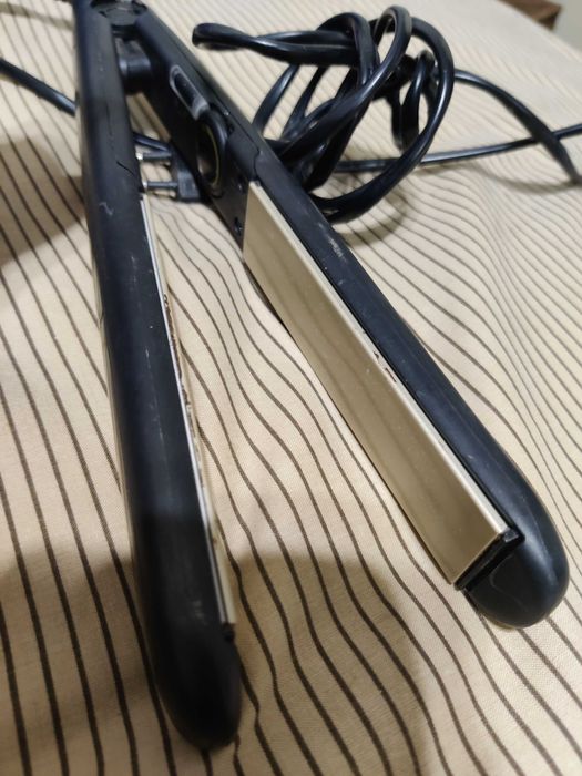 Prancha alisadora Remington 150/230