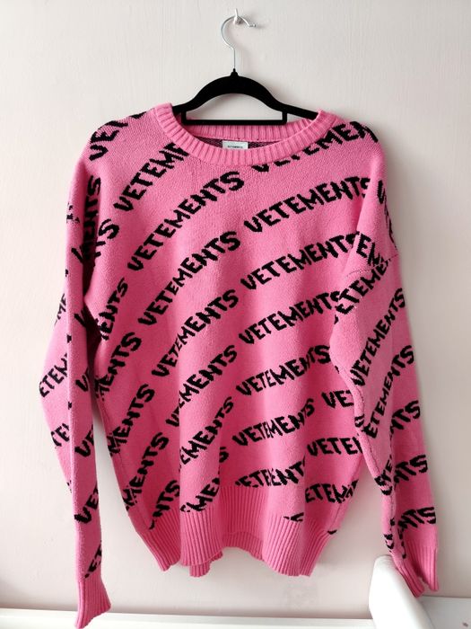 Sweter Vetements