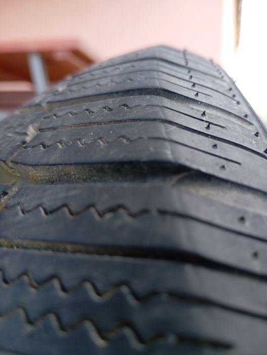 Зимова резина б/ у (стан новий)