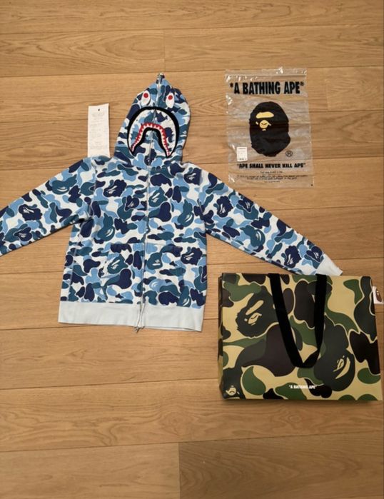 Bape shark baby blue rozmiar S
