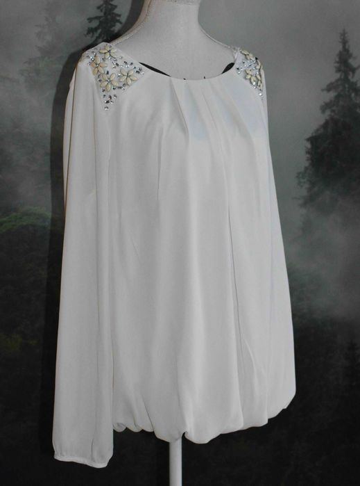 Biala elegancka   bluzka  F&F, rozmiar 44