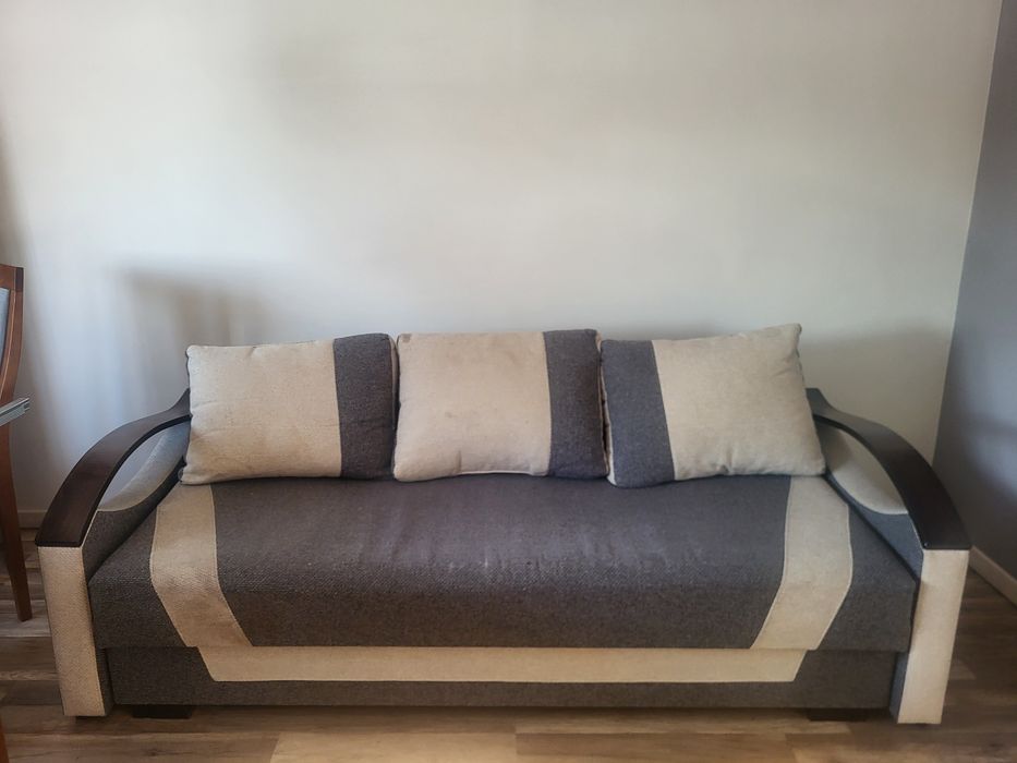 Używana kanapa rozkładana