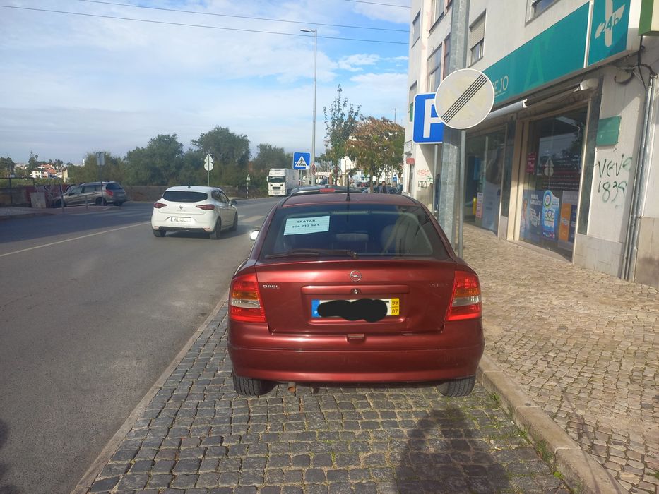 Vende Astra Opel 1999