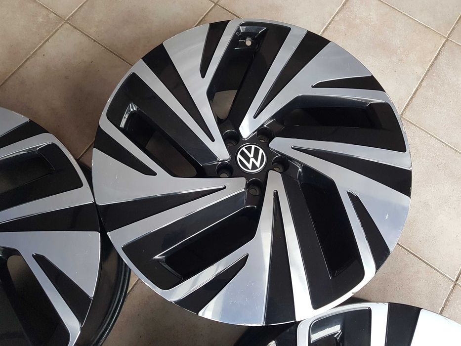 Felgi aluminiowe VW ID.4 8,5x21 9x21 5x112 57,1 Phaeton Passat Audi A8