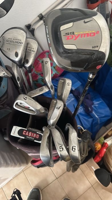 Tacos de golf com bolca.