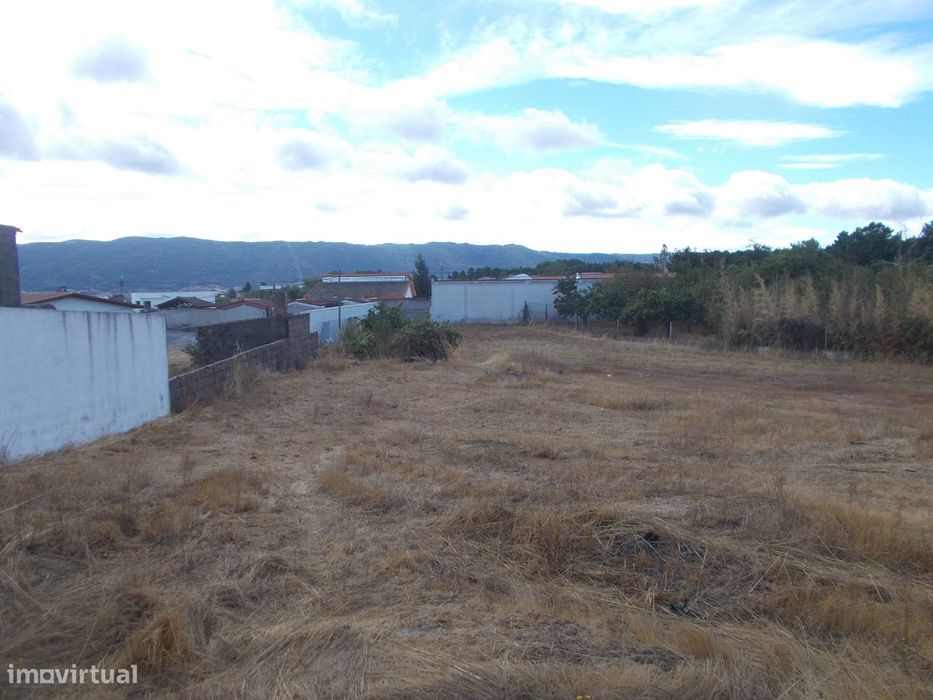 Terreno Construção Chaves Vale de Anta 1279 m2