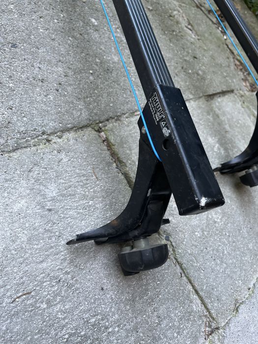 Bagaznik Thule 1060 na dach na rynienki + kluczyki