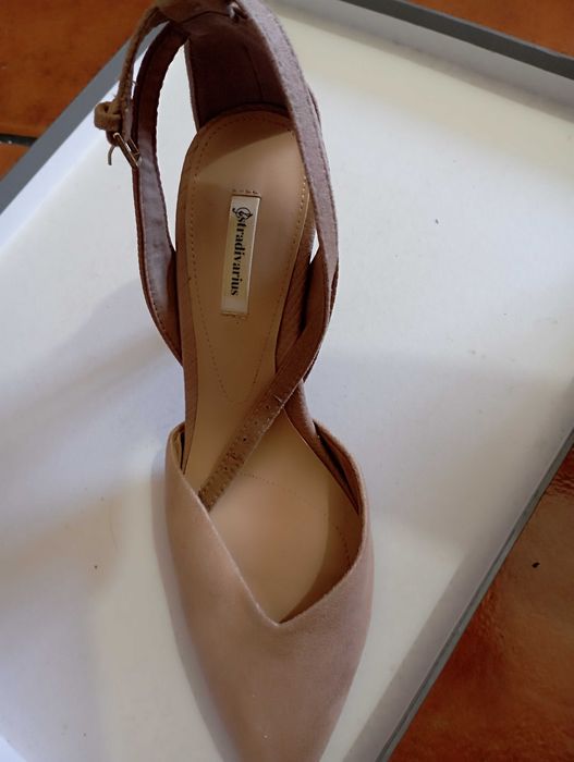 Sapatos senhora Stradivarius