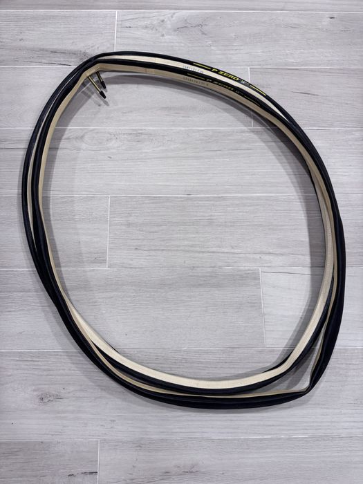 Conjunto Tubulares pneu Vittoria Corsa Graphene 2.0 25 28"