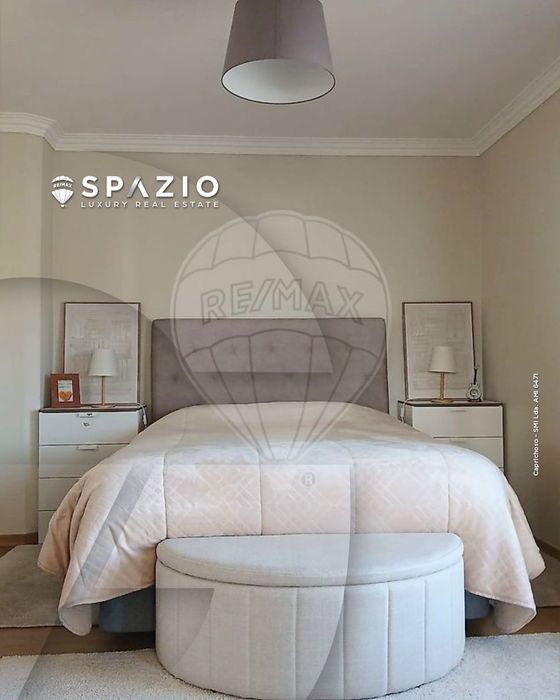 Vende-se Moradia Lourel