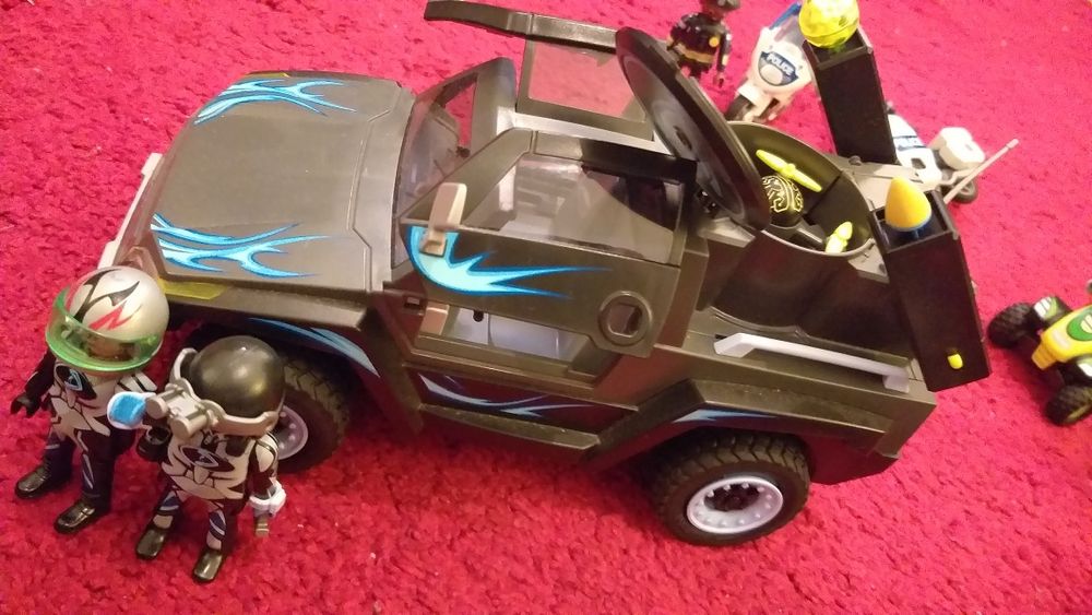 Playmobil carro bonecos