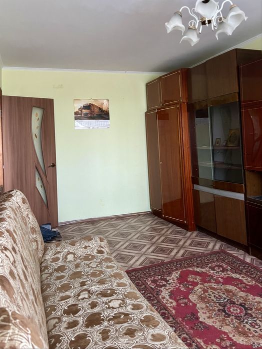 1-кімнатна квартира, вул. Лавреньова 29-А, 3/5, гарний житловий стан