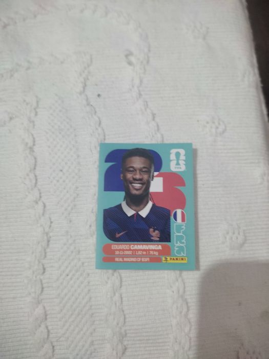 Cromos mundial de futebol 2026 cromo raro extra sticker e outros normais em ótimo estado de conservação bronze novo e outros cromos