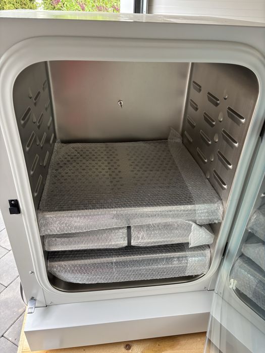 Inkubator co2 cieplarka Binder CB 210