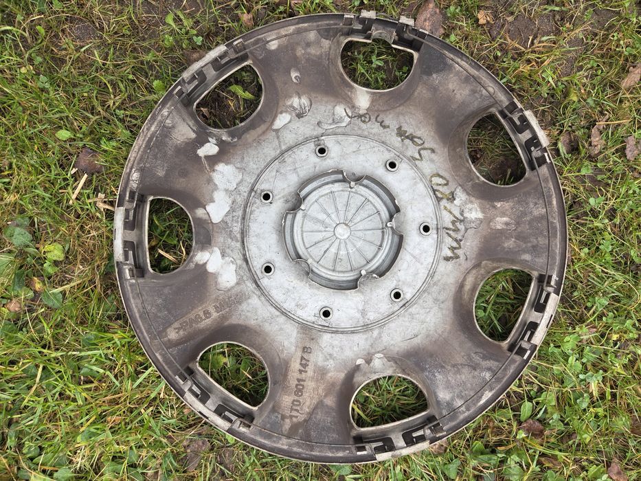 Kołpak VW oryginalny OEM 16" 1T0 601  1477 B