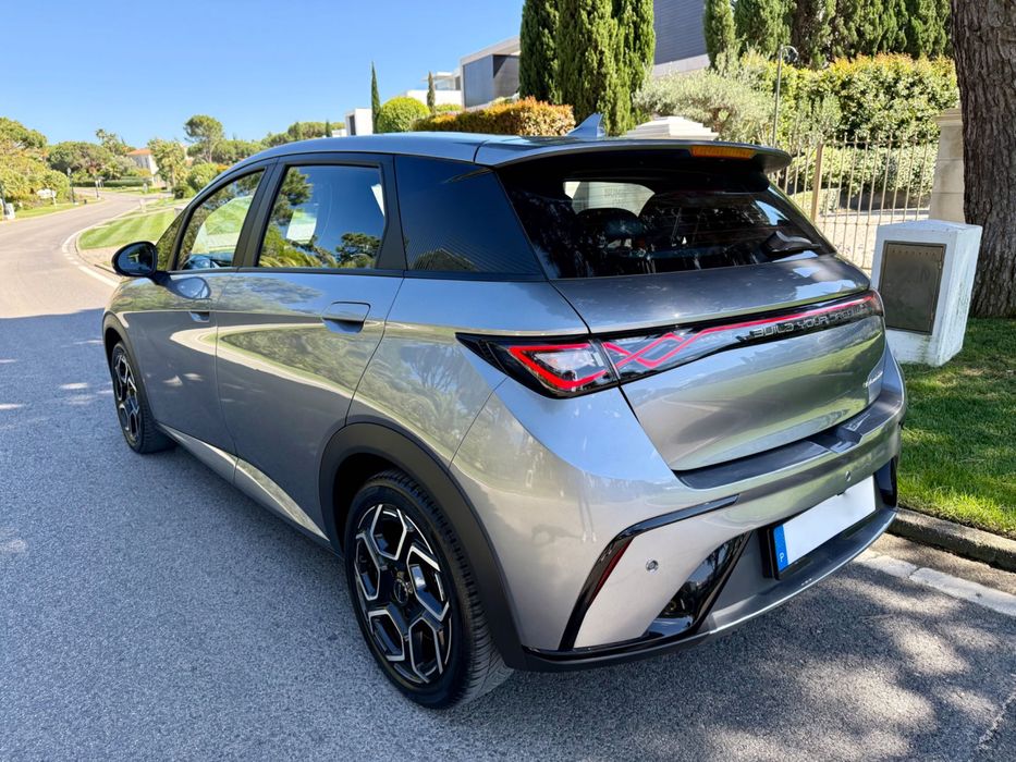 BYD Dolphin 60.4 kWh / 2024 | SoH 96% | IVA Ded. | Garantia até 2032