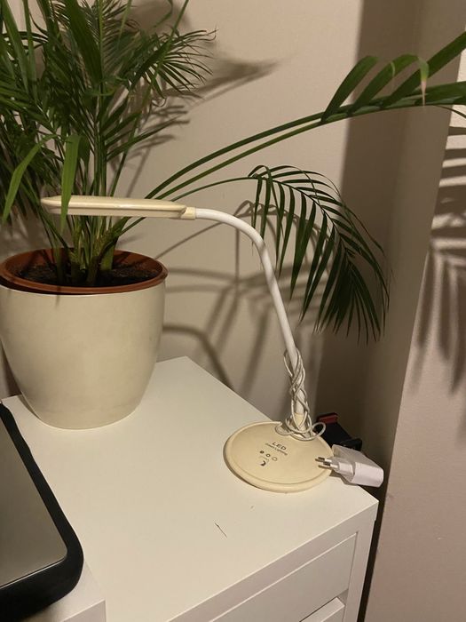 Lampka LED na biurko